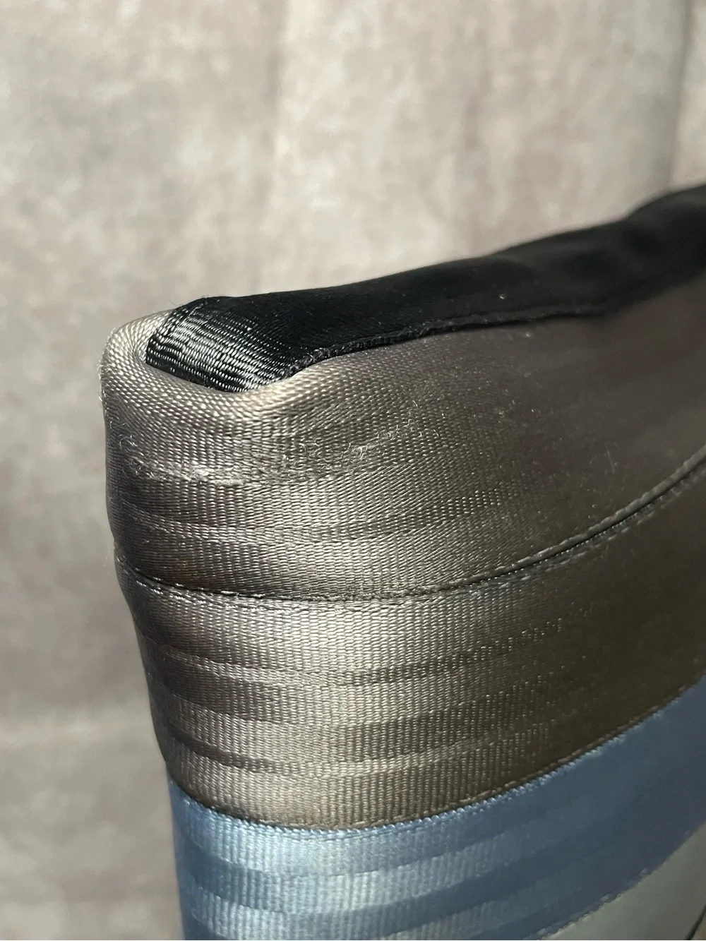 Harveys harvey’s seatbelt